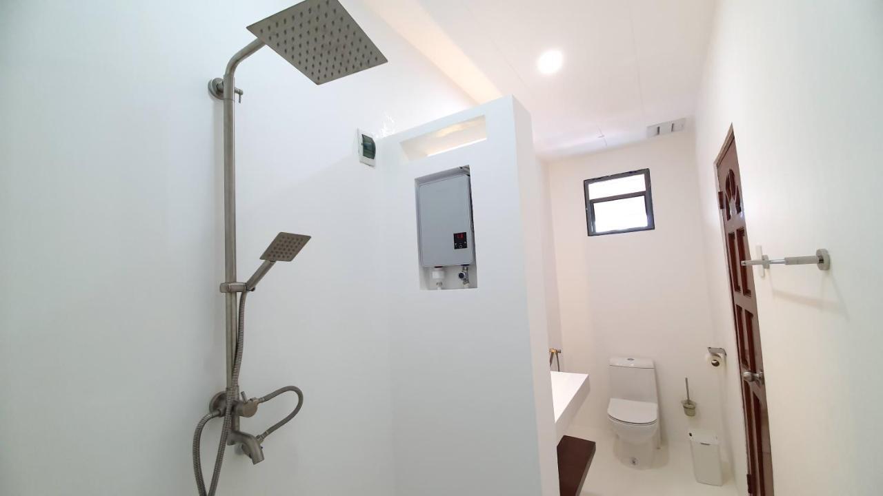 Pawikan Boutique Hotel Moalboal Buitenkant foto